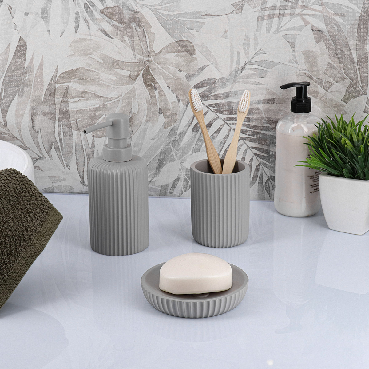 Zeephouder geribbeld polyresin grijs