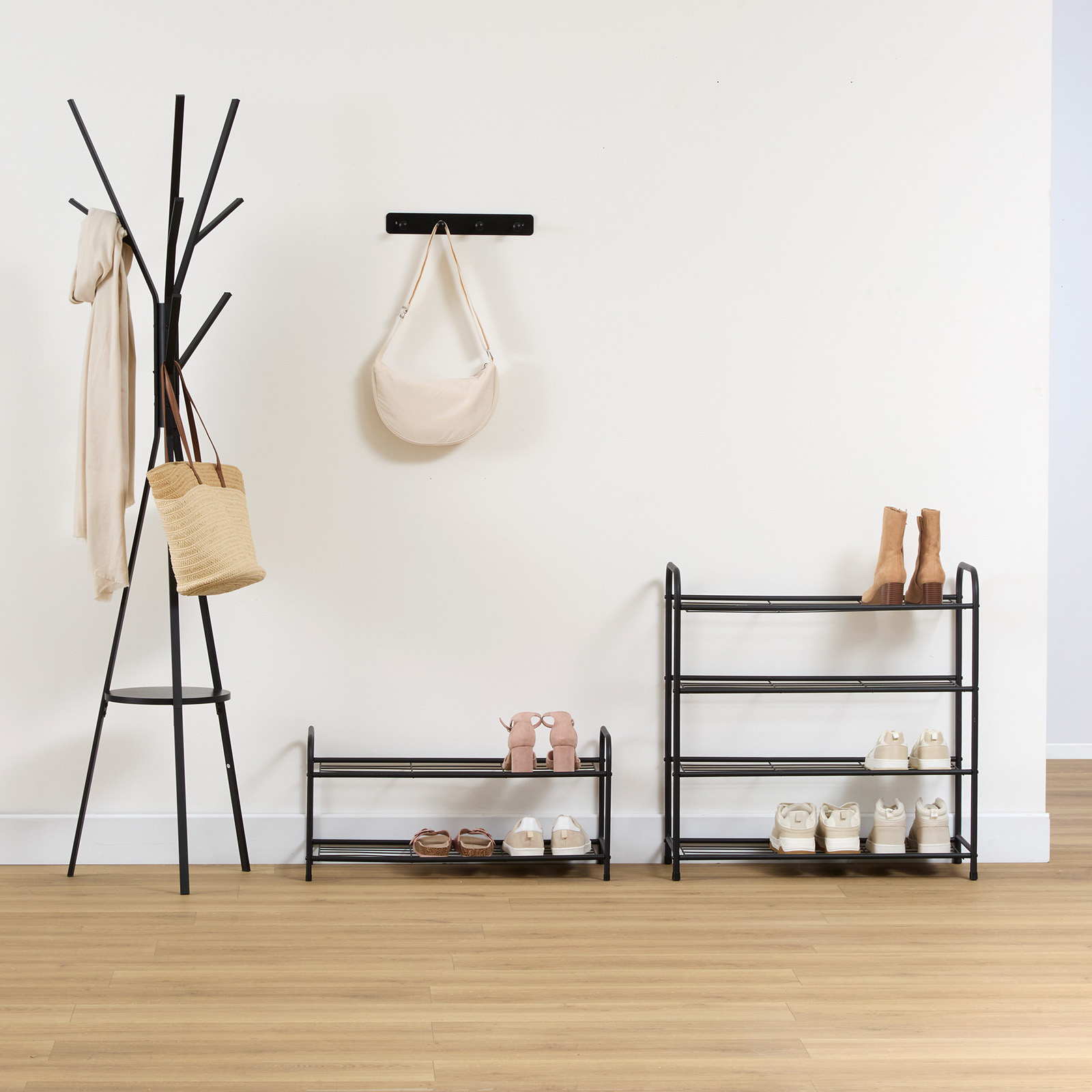 Schoenenrek metaal zwart 4 etages 71 × 31 × 74 cm